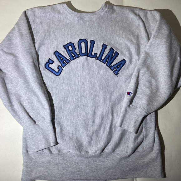 Champion Other - Vintage 90’s UNC Reverse Weave Champion Sweatshirt